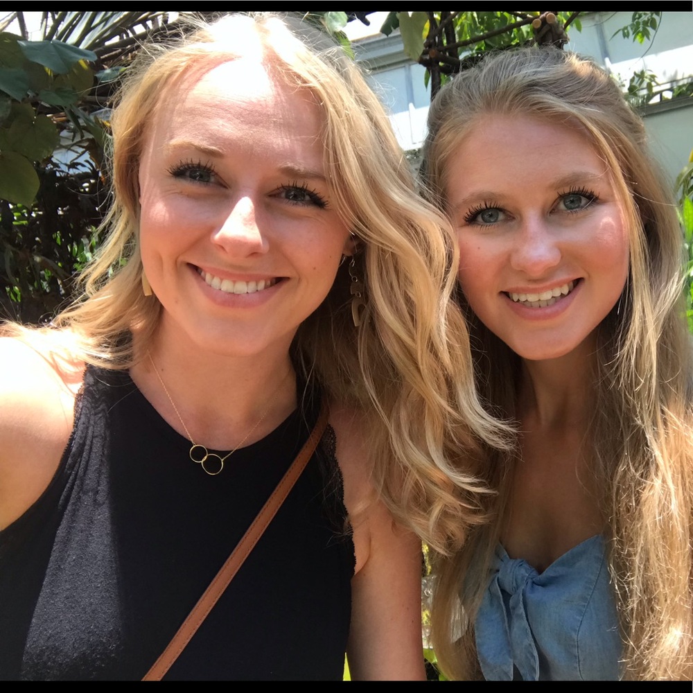 Meet your Posher, Abby